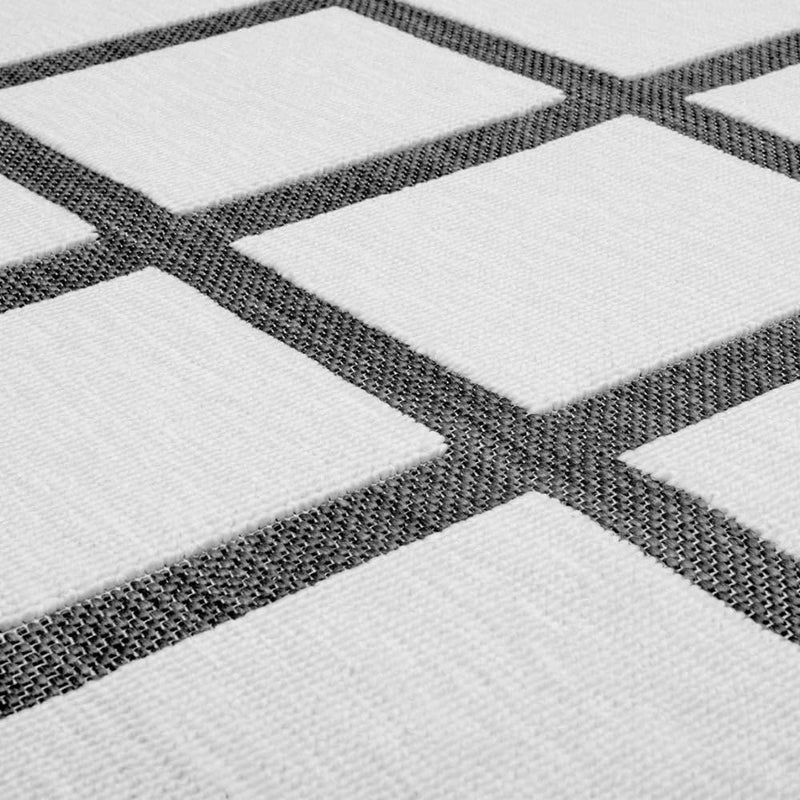 Fatboy Carpretty Catwalk Checky Carpet | Indoor/Outdoor | Easy to clean | UV-resistant | Combined multi-level weaving | Anti-static | 100% Polypropylene | 80x200 cm - Black/White - Image 3
